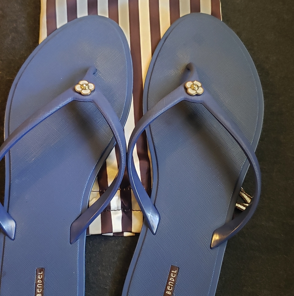 Henri Bendel Slides